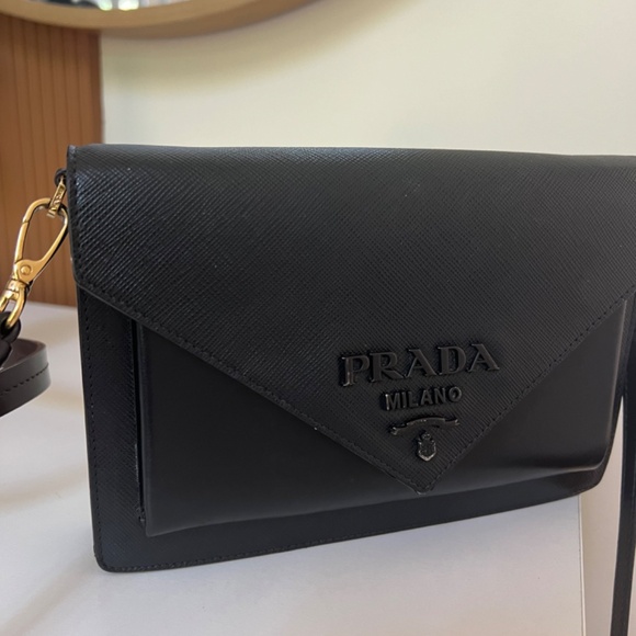 Prada Bag - Picture 3 of 3